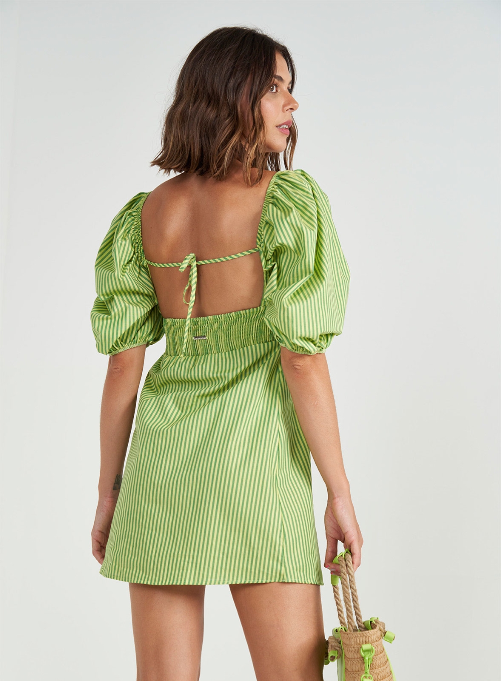 1468973_vestido-mangas-bufantes-listrado-440111870_z2_637989190454886569